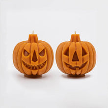 Load image into Gallery viewer, 100% Beeswax Candle- Pumpkin Face - 2 Side
